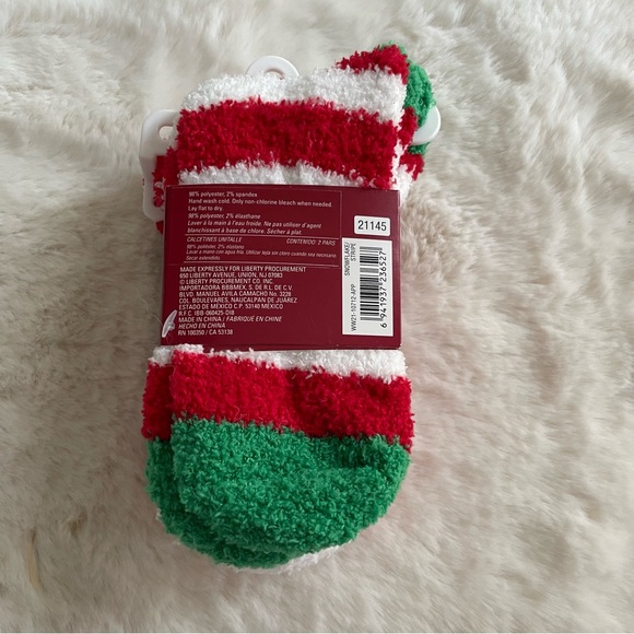 NWT 2-Pack Holiday Socks - Picture 2 of 5